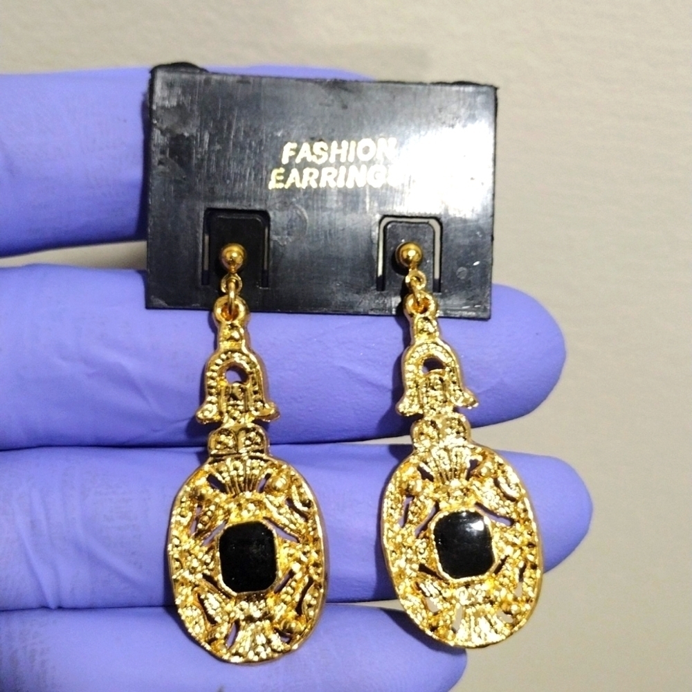 Women's Stylish Gold-tone Filigree Black Color Stone Drop Dangle Earrings, 1.75"